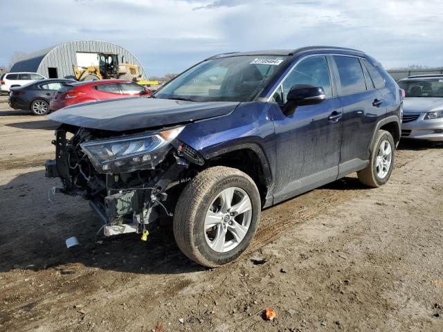 TOYOTA RAV4 XLE 2019 with VIN 2T3P1RFVXKW036828 - Photo from auction