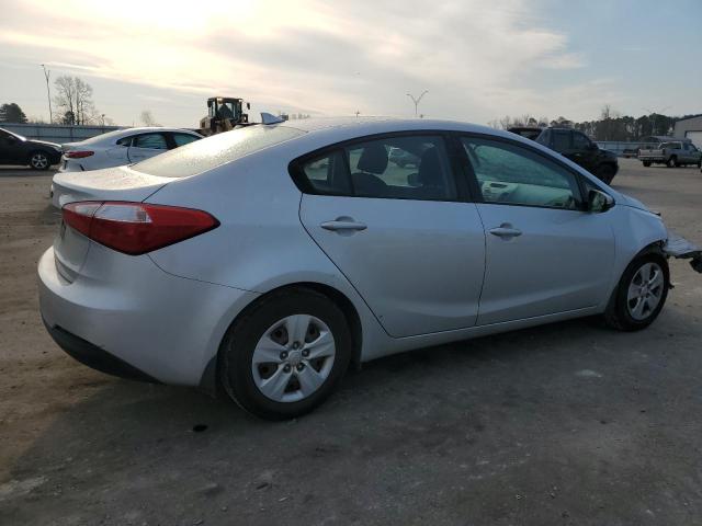 Photo 3 from auction – 2016 KIA FORTE LX with VIN KNAFK4A62G5570722