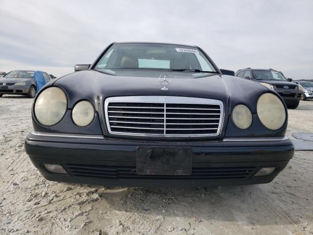 Photo 5 from auction – 1998 MERCEDES-BENZ E 320 with VIN WDBJF65F7WA691256