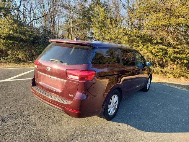 Photo 4 from auction – 2017 KIA SEDONA LX with VIN KNDMB5C17H6320146