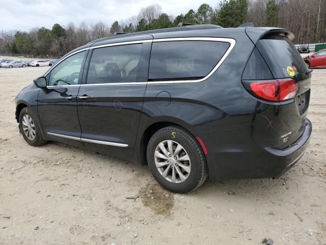 Photo 2 from auction – 2017 CHRYSLER PACIFICA T with VIN 2C4RC1BG0HR809322