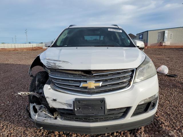Photo 5 from auction – 2017 CHEVROLET TRAVERSE L with VIN 1GNKRHKD1HJ262054
