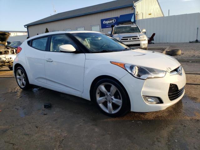 Photo 4 from auction – 2014 HYUNDAI VELOSTER with VIN KMHTC6AD8EU191493