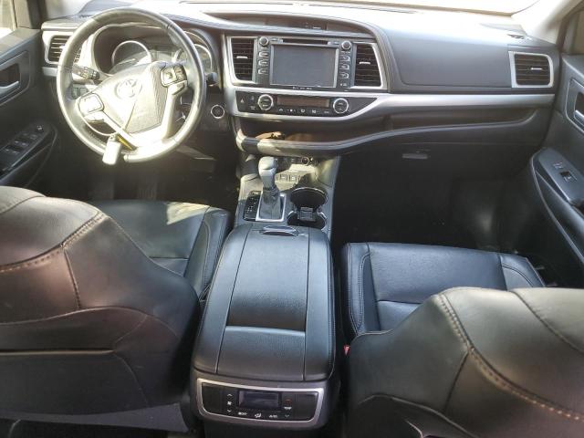 Photo 8 from auction – 2017 TOYOTA HIGHLANDER with VIN 5TDJZRFH6HS435996