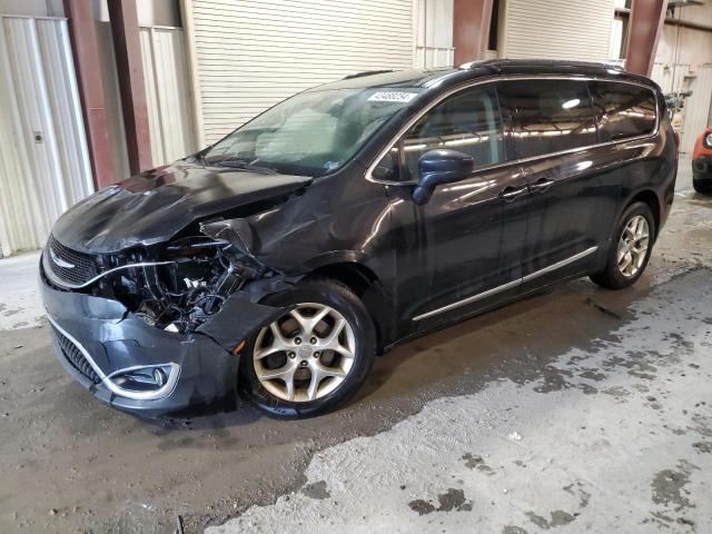CHRYSLER PACIFICA T 2017 with VIN 2C4RC1EG0HR752602 - Photo from auction