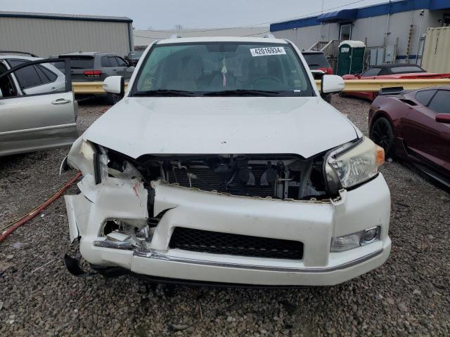 Photo 5 from auction – 2011 TOYOTA 4RUNNER SR with VIN JTEZU5JRXB5017945