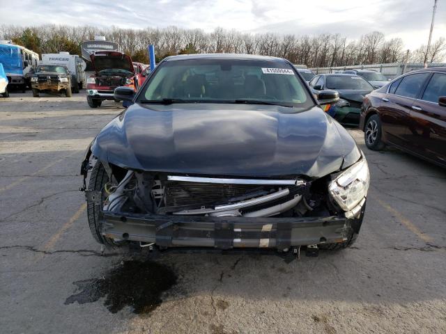 Photo 5 from auction – 2013 FORD TAURUS SEL with VIN 1FAHP2E86DG228631