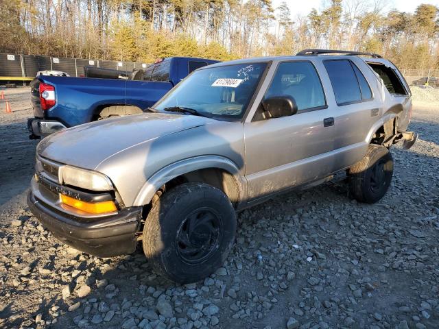 CHEVROLET BLAZER 2000 with VIN 1GNDT13W9Y2390800 - Photo from auction