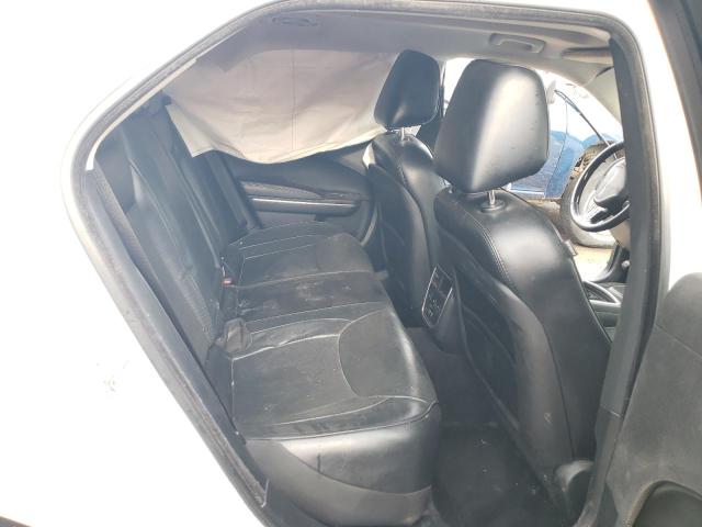 Photo 10 from auction – 2015 CHRYSLER 300C with VIN 2C3CCAET4FH904326