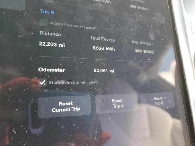 Photo 9 from auction – 2017 TESLA MODEL X with VIN 5YJXCAE28HF040605