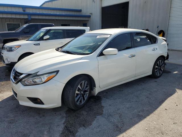 NISSAN ALTIMA 2.5 2017 with VIN 1N4AL3AP0HC113360 - Photo from auction