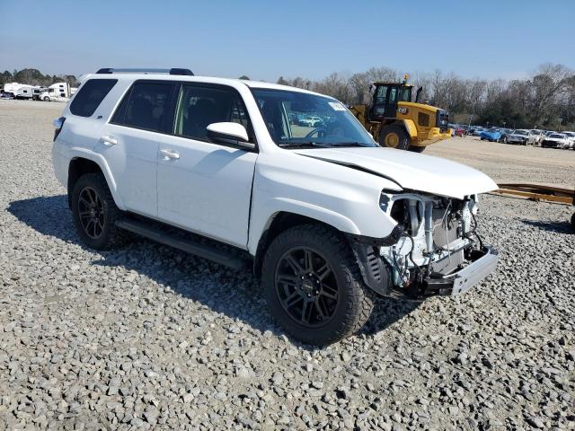 Photo 4 from auction – 2023 TOYOTA 4RUNNER SR with VIN JTEEU5JR1P5287779