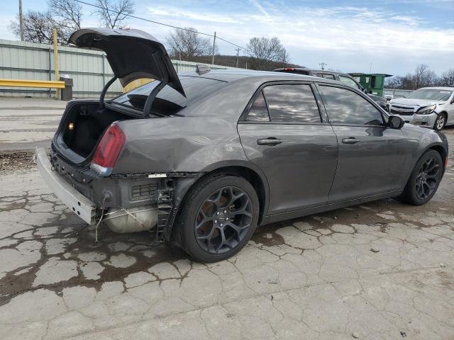 Photo 3 from auction – 2019 CHRYSLER 300 TOURIN with VIN 2C3CCAAG2KH610426