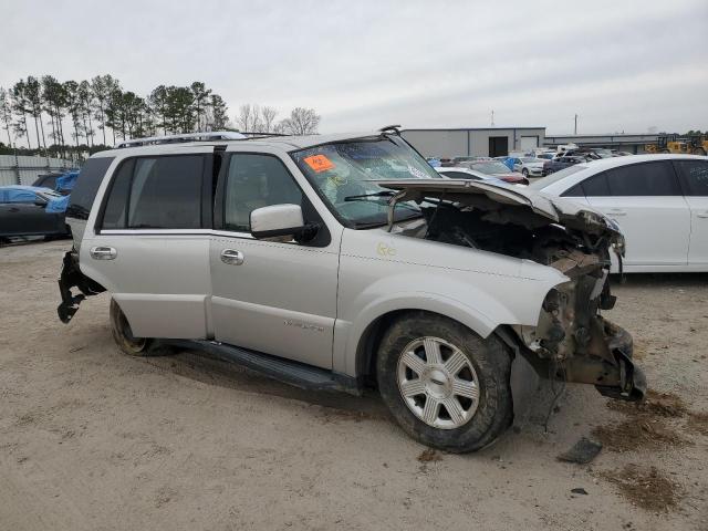 Photo 4 from auction – 2005 LINCOLN NAVIGATOR with VIN 5LMFU28575LJ14408