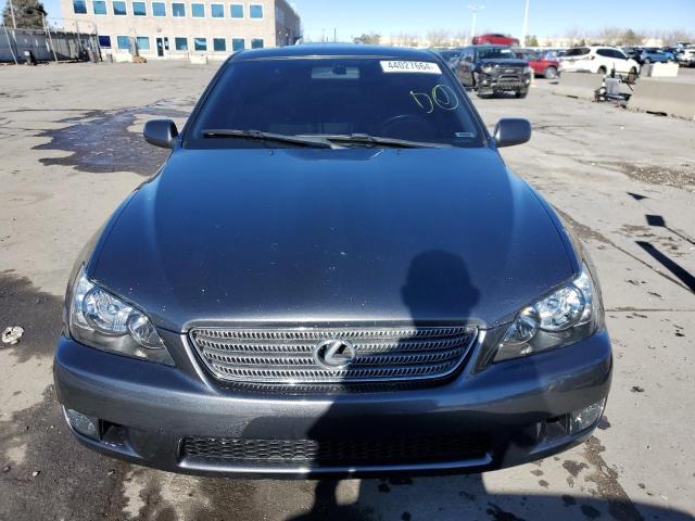 Photo 5 from auction – 2001 LEXUS IS 300 with VIN JTHBD182010027837