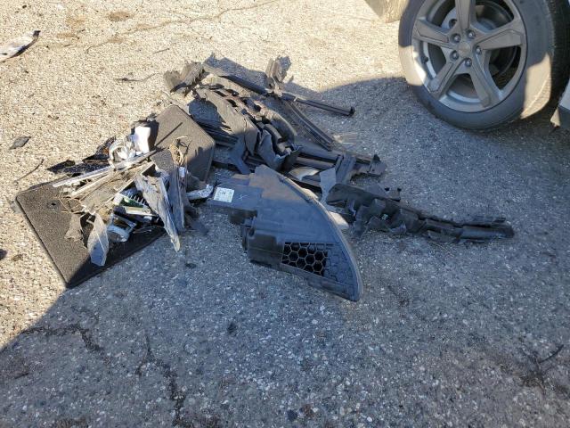 Photo 12 from auction – 2018 CHEVROLET VOLT LT with VIN 1G1RC6S57JU116289