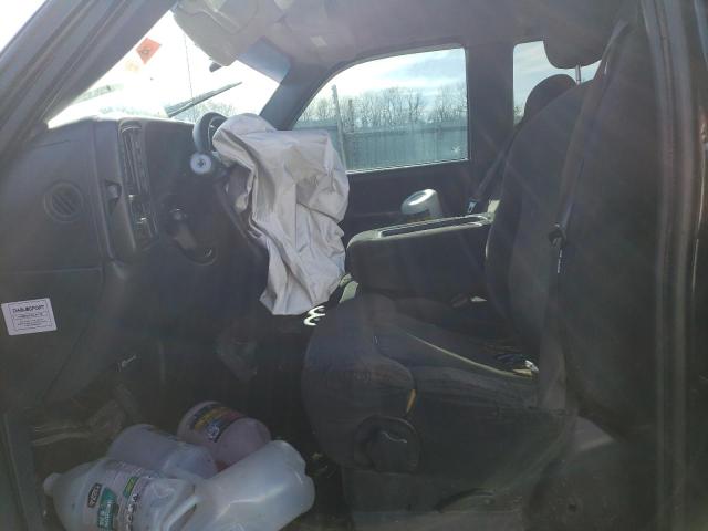 Photo 7 from auction – 2001 CHEVROLET SILVERADO with VIN 2GCEK19T111153768