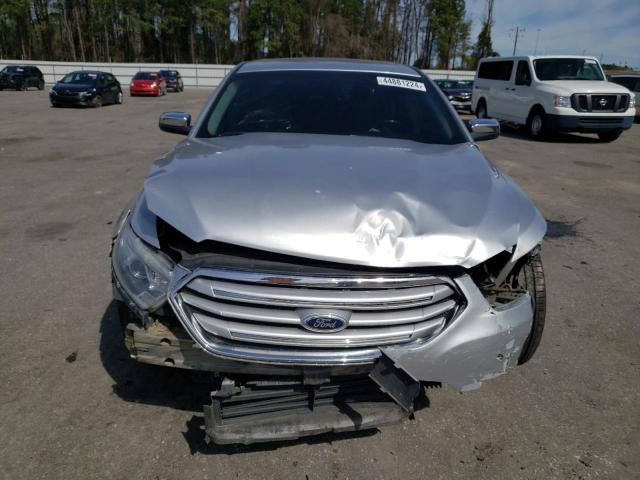 Photo 5 from auction – 2013 FORD TAURUS LIM with VIN 1FAHP2F85DG116711