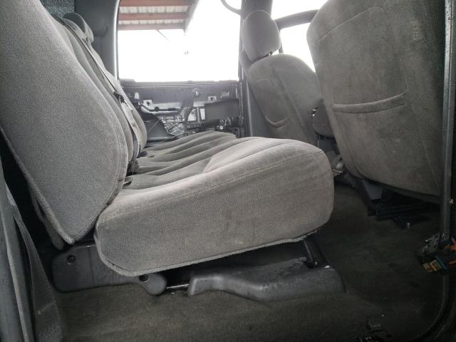 Photo 10 from auction – 2005 CHEVROLET SILVERADO with VIN 2GCEK13T051120811