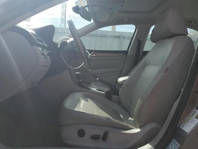 Photo 7 from auction – 2014 VOLKSWAGEN PASSAT SE with VIN 1VWBN7A35EC020341