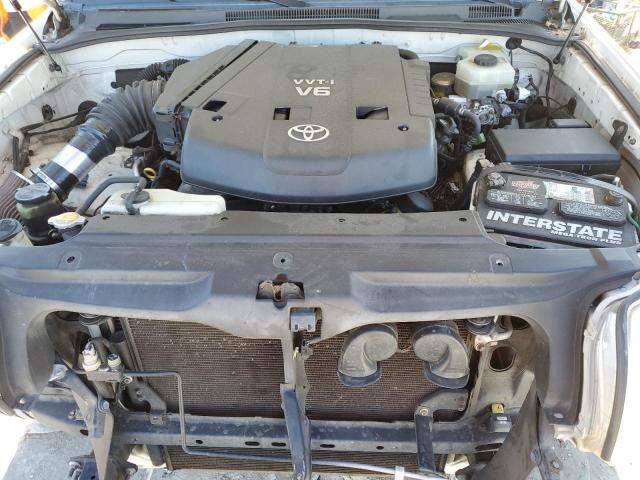 Photo 12 from auction – 2004 TOYOTA 4RUNNER SR with VIN JTEZU14R748022686