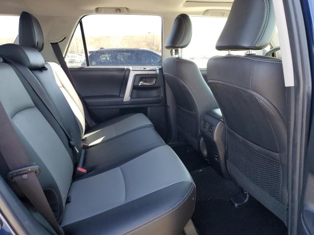 Photo 11 from auction – 2018 TOYOTA 4RUNNER SR with VIN JTEBU5JR5J5548180