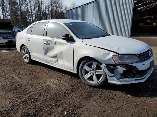 Photo 4 from auction – 2015 VOLKSWAGEN JETTA BASE with VIN 3VW2K7AJ0FM206604