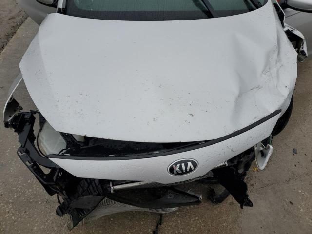 Photo 11 from auction – 2016 KIA FORTE LX with VIN KNAFK4A62G5550325