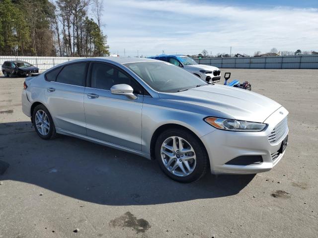 Photo 4 from auction – 2013 FORD FUSION SE with VIN 3FA6P0HR6DR138842