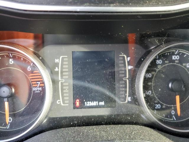 Photo 9 from auction – 2019 JEEP CHEROKEE L with VIN 1C4PJMCB5KD282597