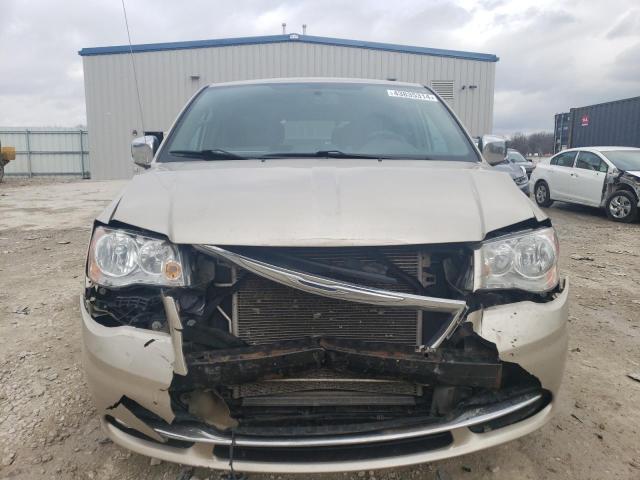 Photo 5 from auction – 2015 CHRYSLER TOWN & COU with VIN 2C4RC1CG0FR710656