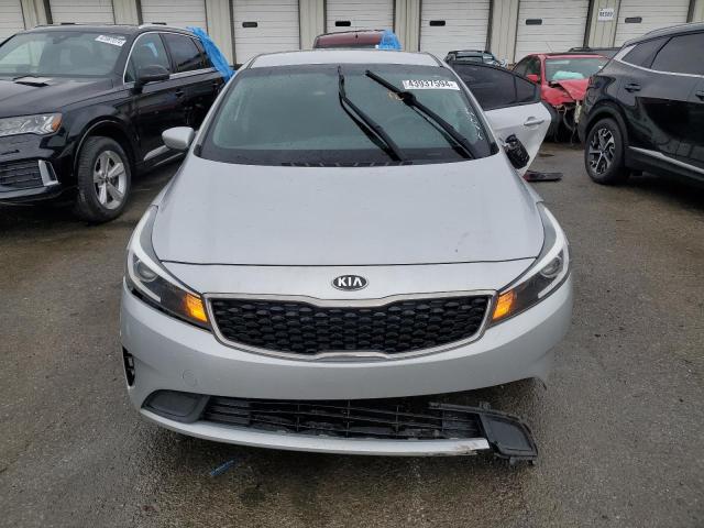 Photo 5 from auction – 2017 KIA FORTE LX with VIN 3KPFL4A79HE131385