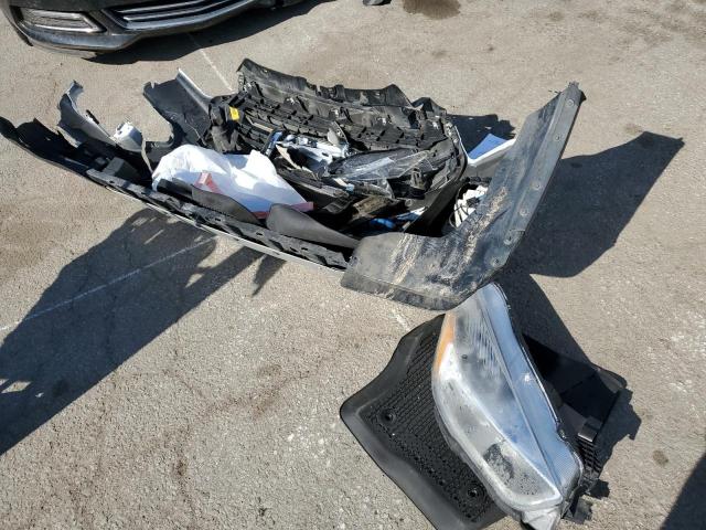 Photo 12 from auction – 2018 FORD ESCAPE SE with VIN 1FMCU0GD3JUD38248