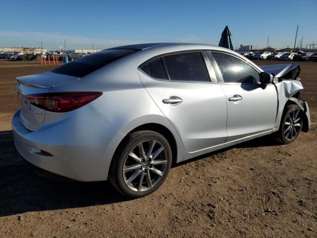 Photo 3 from auction – 2018 MAZDA 3 TOURING with VIN 3MZBN1V33JM197888