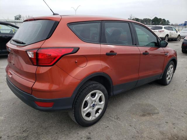 Photo 3 from auction – 2019 FORD ESCAPE S with VIN 1FMCU0F78KUB81250