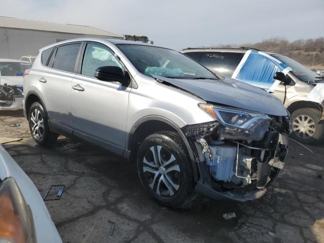 Photo 4 from auction – 2018 TOYOTA RAV4 LE with VIN 2T3BFREV8JW765129