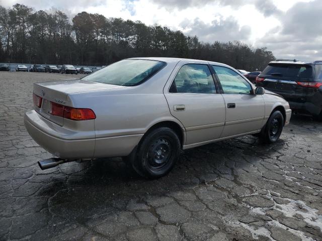 Photo 3 from auction – 2000 TOYOTA CAMRY CE with VIN 4T1BG22K6YU995382