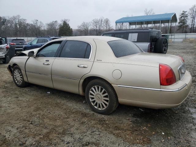Photo 2 from auction – 2005 LINCOLN TOWNCAR with VIN 1LNHM81W05Y649178
