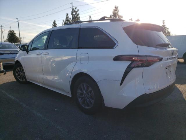 Photo 2 from auction – 2022 TOYOTA SIENNA LE with VIN 5TDBSKFC8NS071497