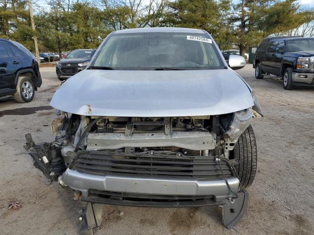 Photo 5 from auction – 2014 MITSUBISHI OUTLANDER with VIN JA4AZ3A35EZ013568