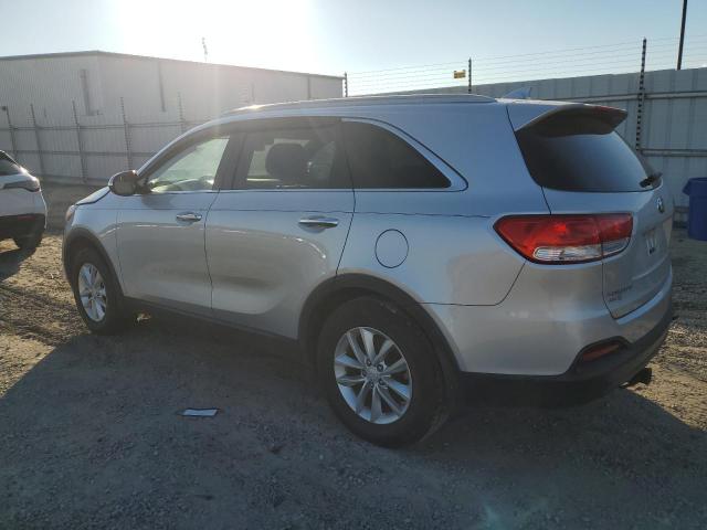 Photo 2 from auction – 2016 KIA SORENTO LX with VIN 5XYPG4A32GG030244