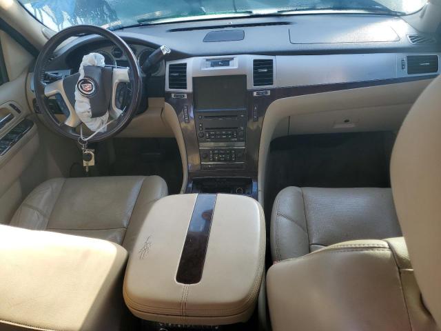 Photo 8 from auction – 2010 CADILLAC ESCALADE L with VIN 1GYUKBEF2AR199919