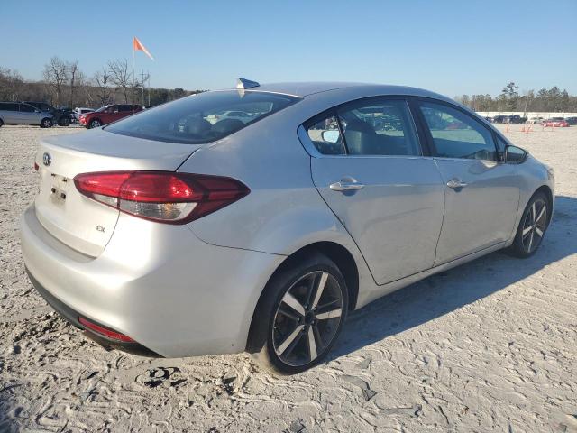 Photo 3 from auction – 2018 KIA FORTE EX with VIN 3KPFL4A86JE247447