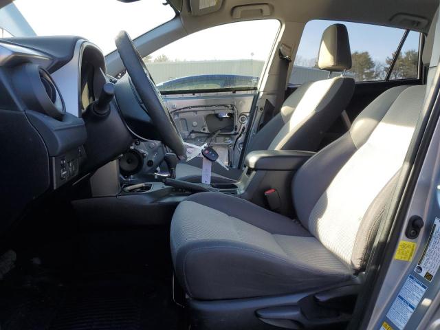 Photo 7 from auction – 2018 TOYOTA RAV4 LE with VIN JTMBFREV6JJ242593