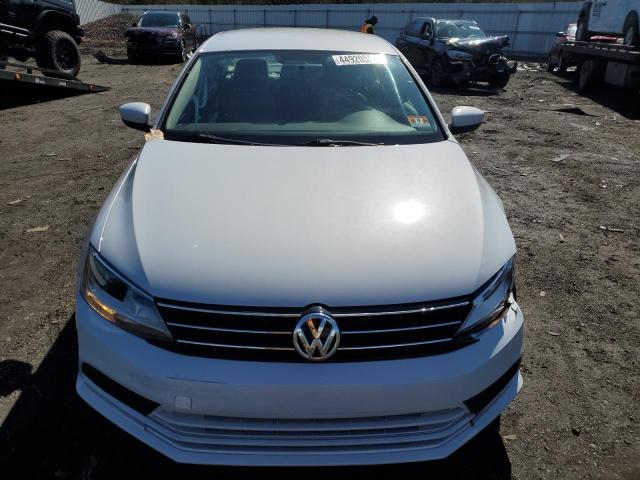 Photo 5 from auction – 2017 VOLKSWAGEN JETTA S with VIN 3VW2B7AJ1HM330688