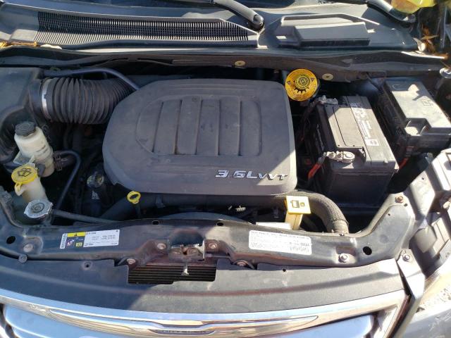 Photo 12 from auction – 2014 CHRYSLER TOWN & COU with VIN 2C4RC1CG7ER138421