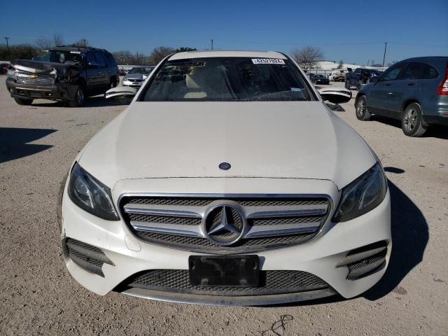 Photo 5 from auction – 2017 MERCEDES-BENZ E 300 with VIN WDDZF4JB0HA212440
