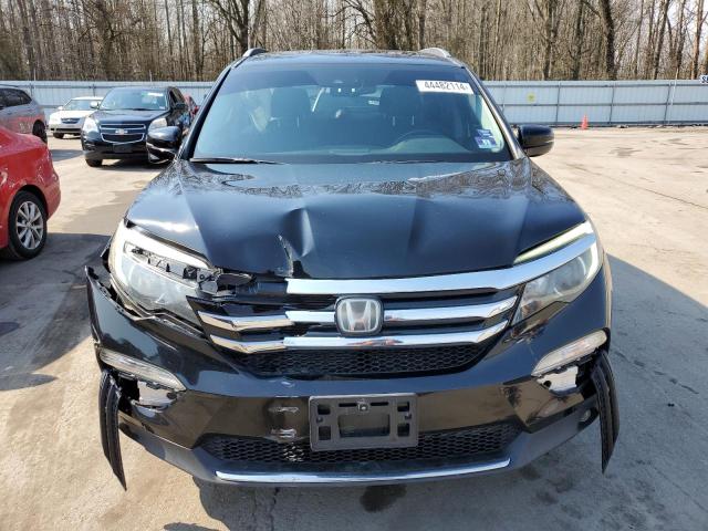 Photo 5 from auction – 2017 HONDA PILOT TOUR with VIN 5FNYF6H91HB002764