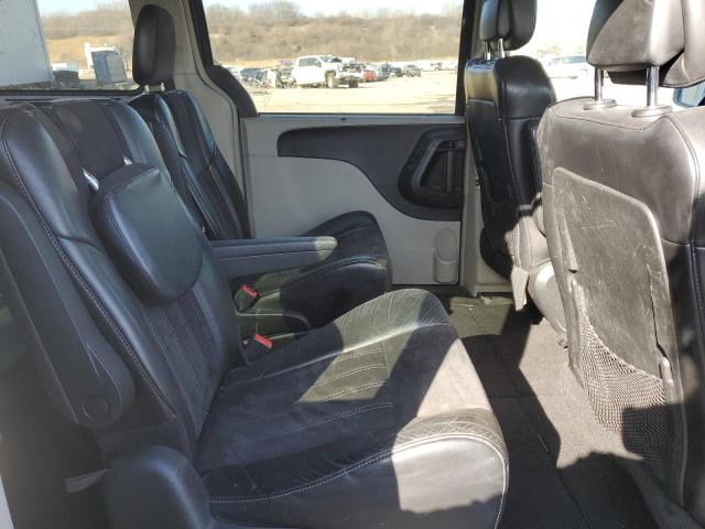 Photo 11 from auction – 2014 CHRYSLER TOWN & COU with VIN 2C4RC1CG6ER410246