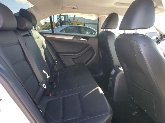 Photo 10 from auction – 2017 VOLKSWAGEN JETTA SE with VIN 3VWDB7AJ5HM390899